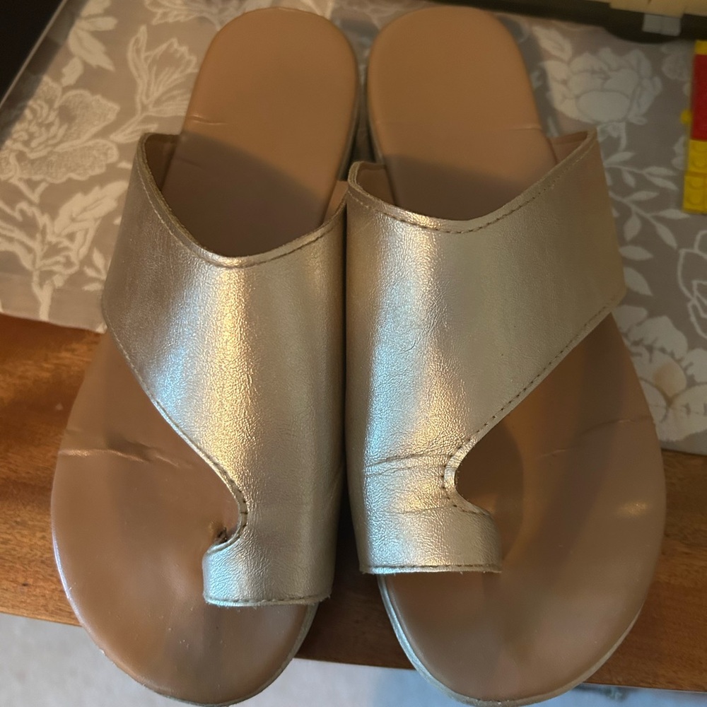 Elegant Gold Women's Slide Sandals